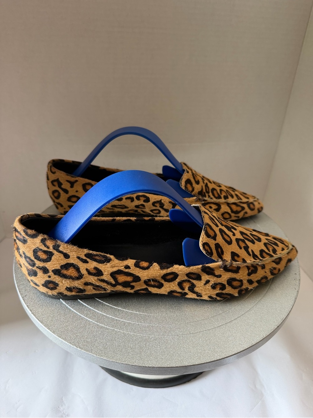 Jeffrey Campbell calf hair leopard print flats Sz 7M women’s